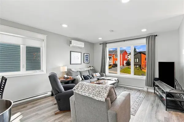 11 Phoenix Drive, Paradise, NL A1L 3L4