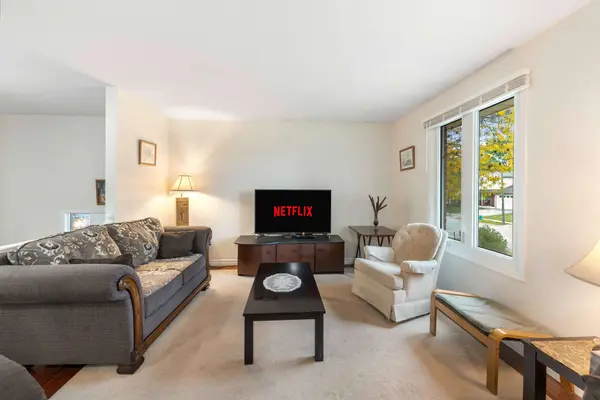 28 Sulky RD, Brantford, ON N3P 1K2