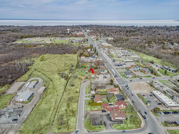 173&77 High ST, Georgina, ON L0R 1E0