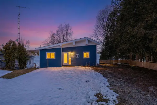 47 Moon Point DR, Oro-medonte, ON L3V 0R8