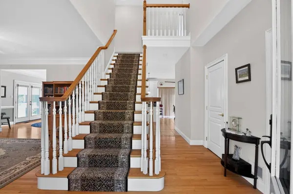 8 Galloping Way, Cape May Court House, NJ 08210