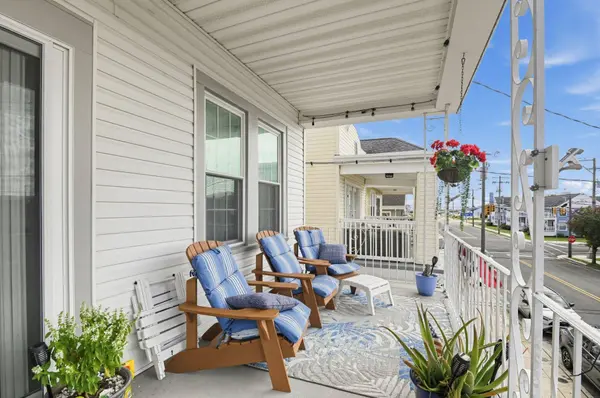211 E Heather Road, Wildwood Crest, NJ 08260-4256