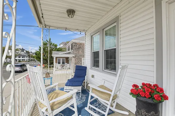 211 E Heather Road, Wildwood Crest, NJ 08260-4256