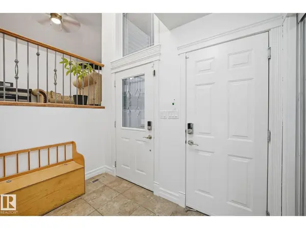 1324 70 ST SW, Edmonton, AB T6X1K9