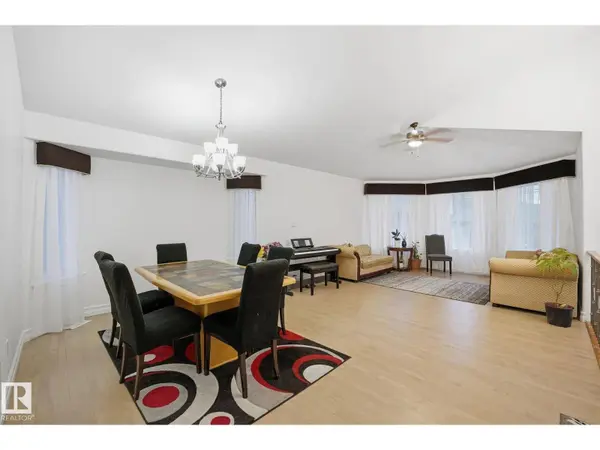 1324 70 ST SW, Edmonton, AB T6X1K9