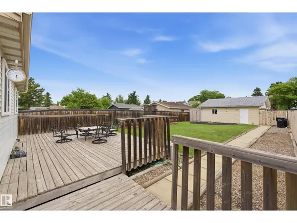2103 53 ST NW, Edmonton, AB T6L4T8