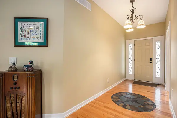 3010 Harborview Court, Kalamazoo, MI 49009