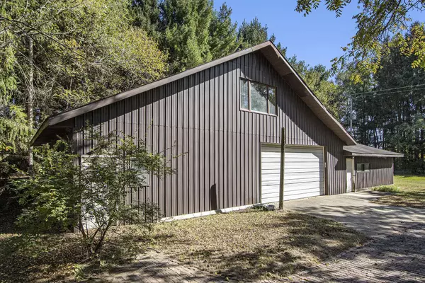 23424 38th Avenue, Mattawan, MI 49071