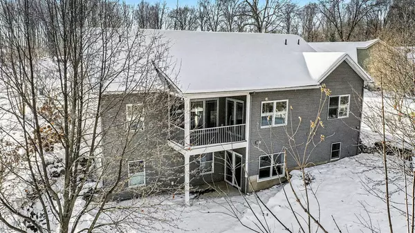 1164 Hawkins Court, Kalamazoo, MI 49009