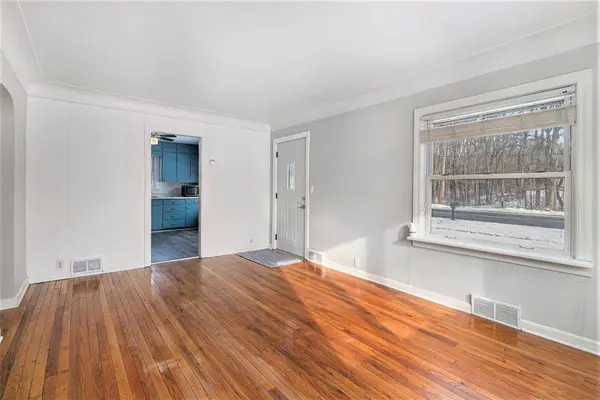 1725 Nichols Road, Kalamazoo, MI 49006