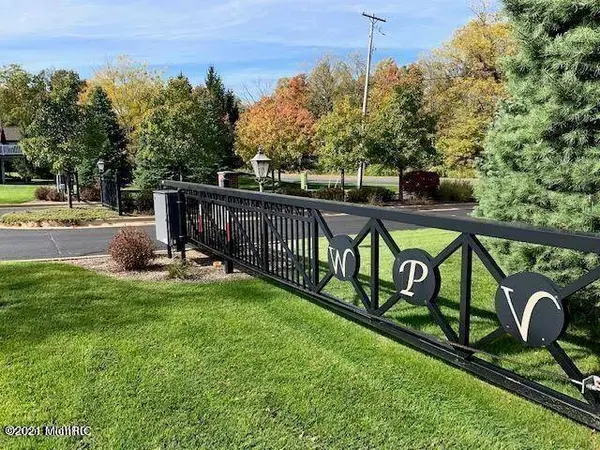 2681 West Port Drive, Kalamazoo, MI 49009