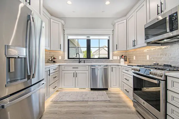 5254 Harborview Pass, Kalamazoo, MI 49009