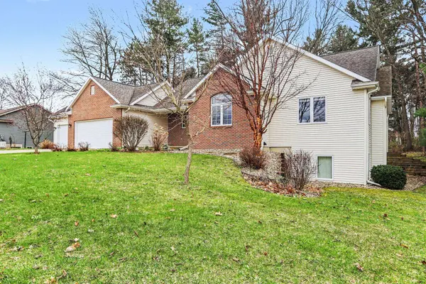 4197 Stoney Hill Drive, Kalamazoo, MI 49009