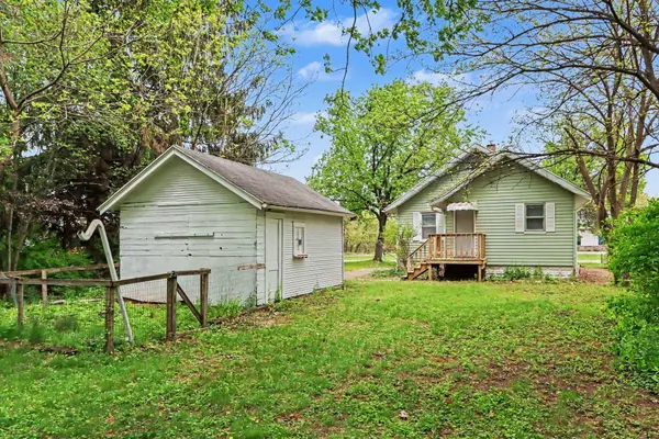 549 Avenue A, Springfield, MI 49037