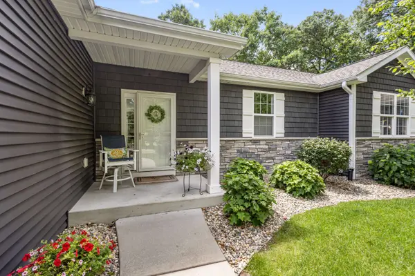 2213 Hunters Pond, Kalamazoo, MI 49048