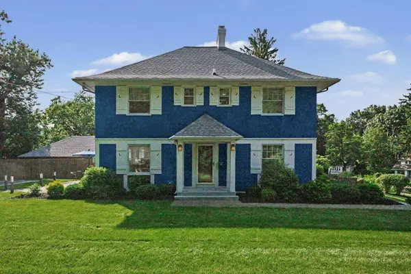 1517 Spruce Drive, Kalamazoo, MI 49008