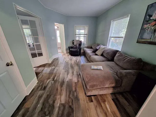 43 W Willard, Battle Creek, MI 49037