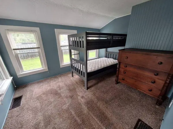 43 W Willard, Battle Creek, MI 49037