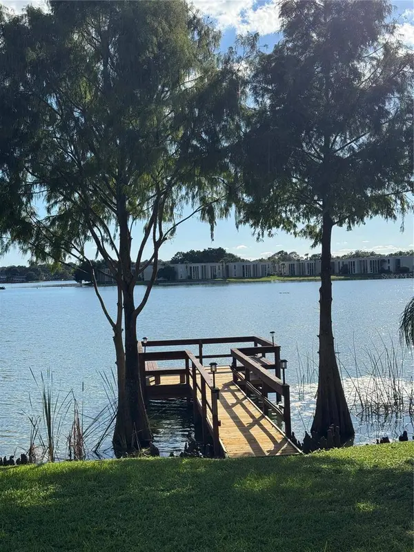 620 ORANGE DR #225, Altamonte Springs, FL 32701