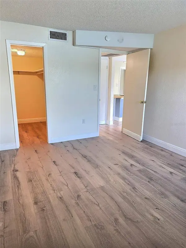 620 ORANGE DR #225, Altamonte Springs, FL 32701