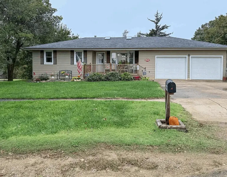 405 N Pennsylvania Ave sylvan grove, KS 67481