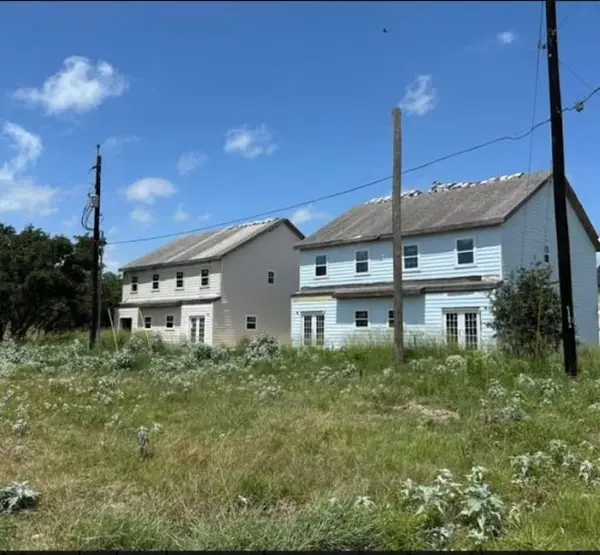 Rockport, Tx 78382,