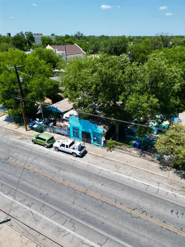 3014 Guadalupe St, San Antonio, TX 78207-5144