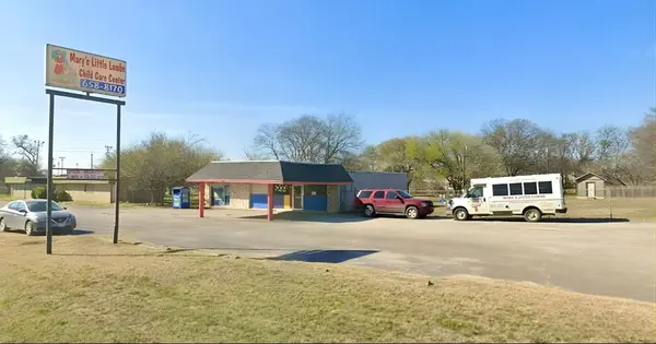 Oak St, Schertz, TX 78154