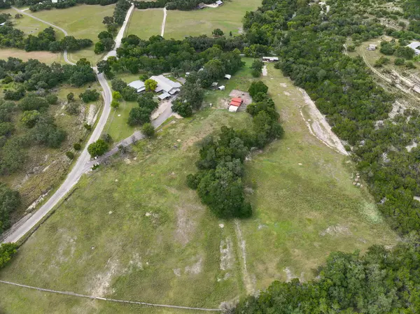 319 Los Indios Ranch Rd, Boerne, TX 78006-5724