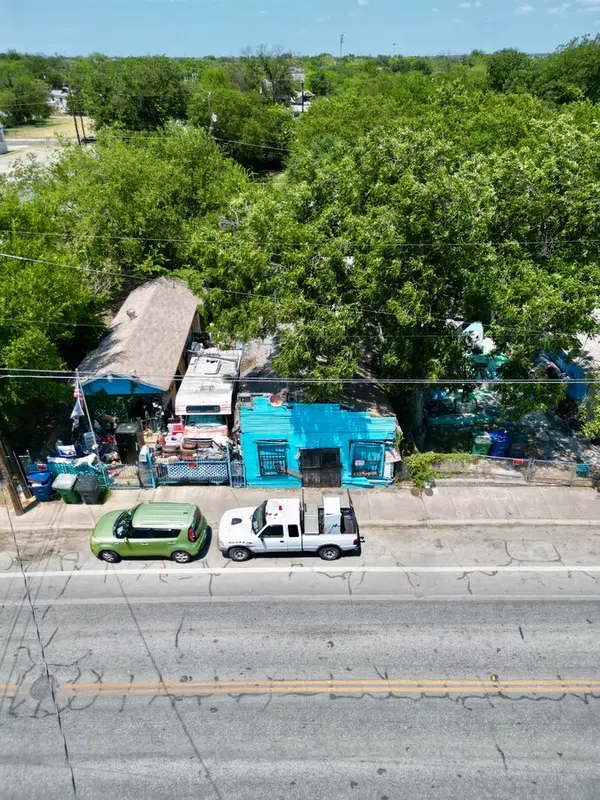 3014 Guadalupe St, San Antonio, TX 78207-5144