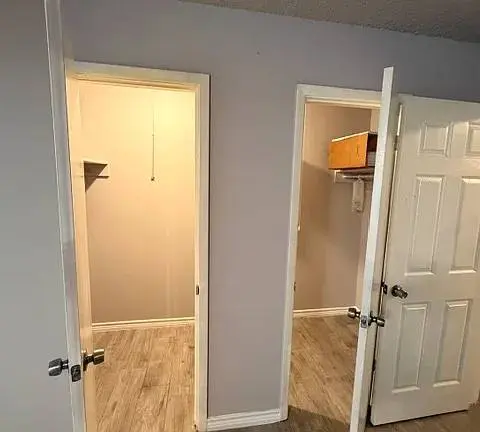 2718 Rim Rock Trl, San Antonio, TX 78251-2207