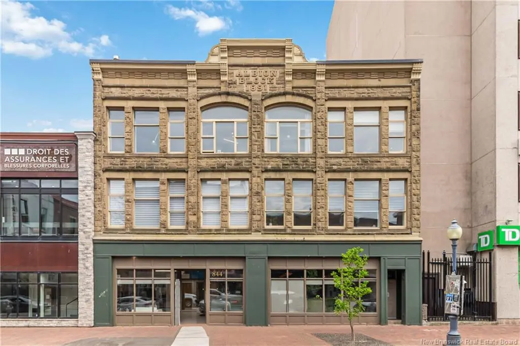 850 Main St #302, Moncton, NB E1C 1G2