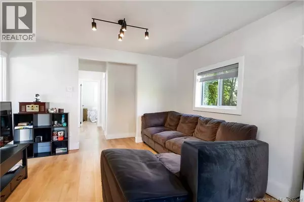 48 Eighth Street, Moncton, NB E1E3E9