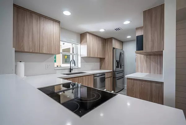 5200 N Ocean Blvd #109, Lauderdale By The Sea, FL 33308