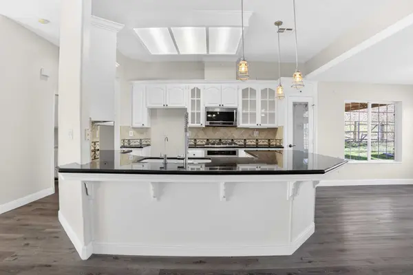 30261 Knight Ct, Tehachapi, CA 93561-8520