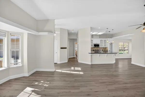 30261 Knight Ct, Tehachapi, CA 93561-8520