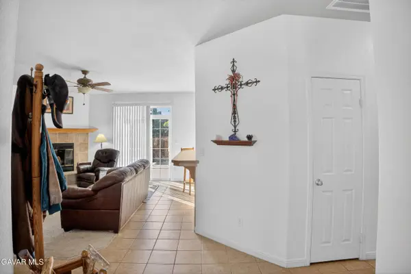 27961 Ack Ack CT, Tehachapi, CA 93561