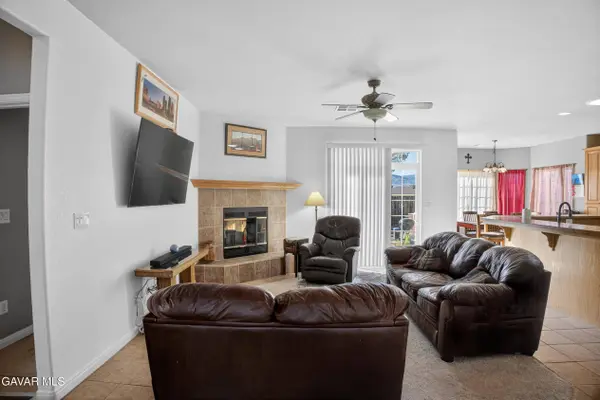 27961 Ack Ack CT, Tehachapi, CA 93561