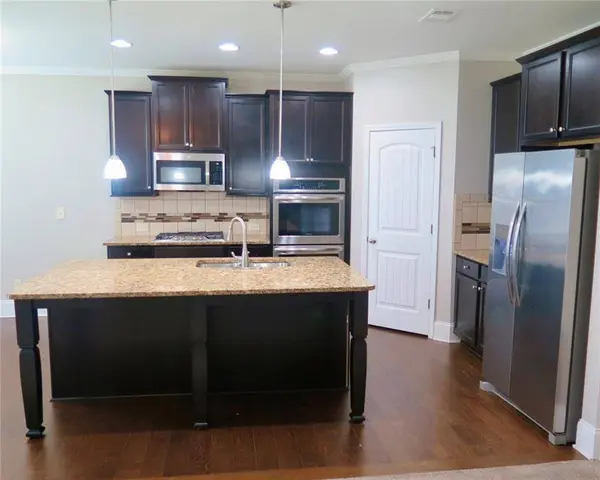 536 Wolf Pack LN, Atlanta, GA 30349