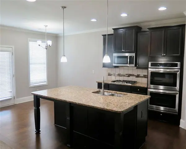 536 Wolf Pack LN, Atlanta, GA 30349