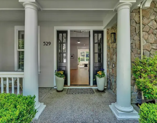 HOAs in the Bay Area - What Homebuyers Should Know Before Writing an Offer