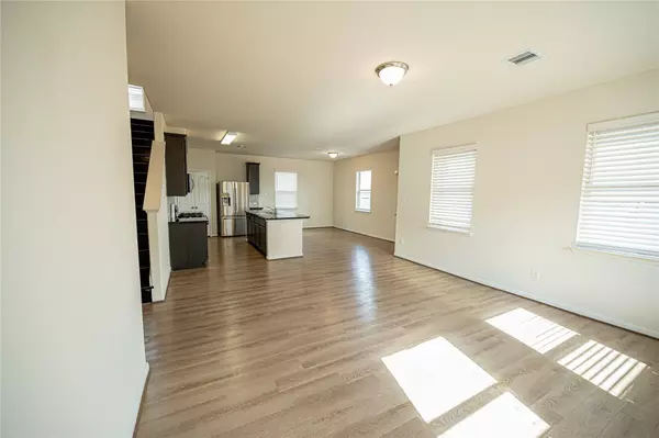 10730 Nathaniel Valley PATH, Houston, TX 77016