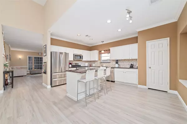 1011 Bristol LN, Missouri City, TX 77459