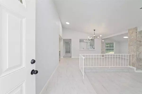 15606 Loma Verde DR, Houston, TX 77083