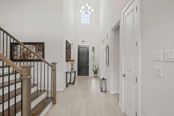 4702 Llano LOOP, Sugar Land, TX 77479