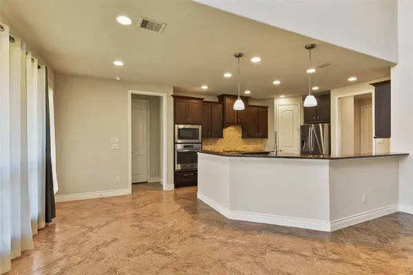 12611 Windy Bridge LN, Pearland, TX 77584