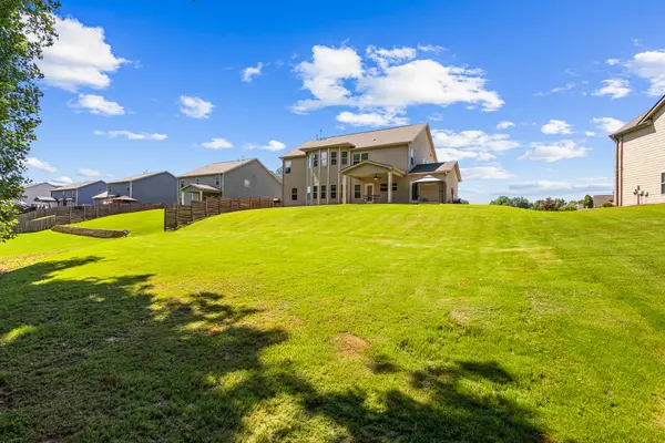 384 Traditions Ln, Hampton, GA 30228-1711