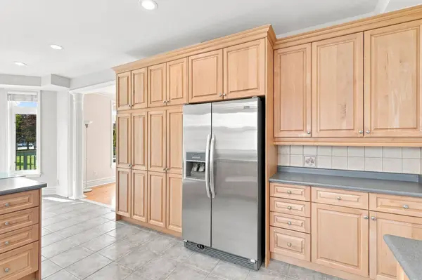 33 Valleyford AVE, Richmond Hill, ON L4C 0A7