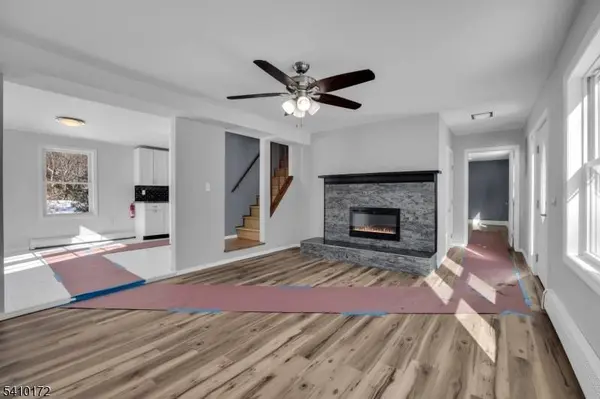 52 Whitehall Rd, Green Twp., NJ 07821