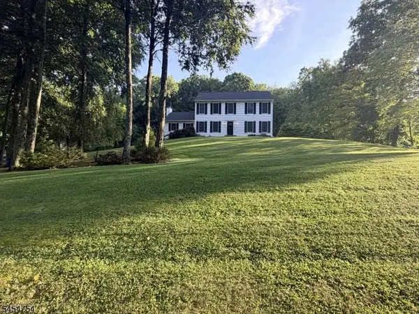 7 Ike Williams Rd, Hampton Twp., NJ 07860